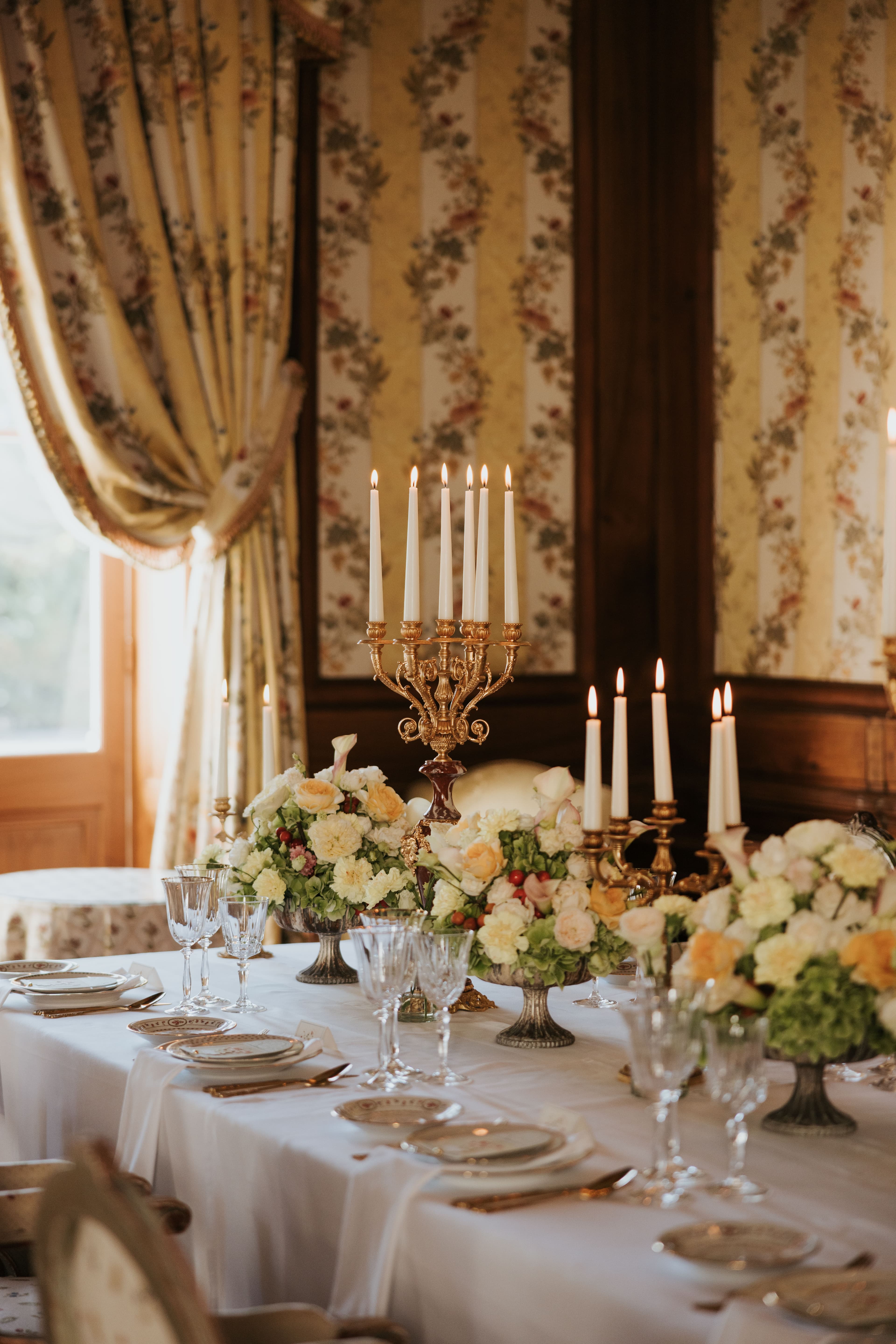 Crystal chandelier above the dining room