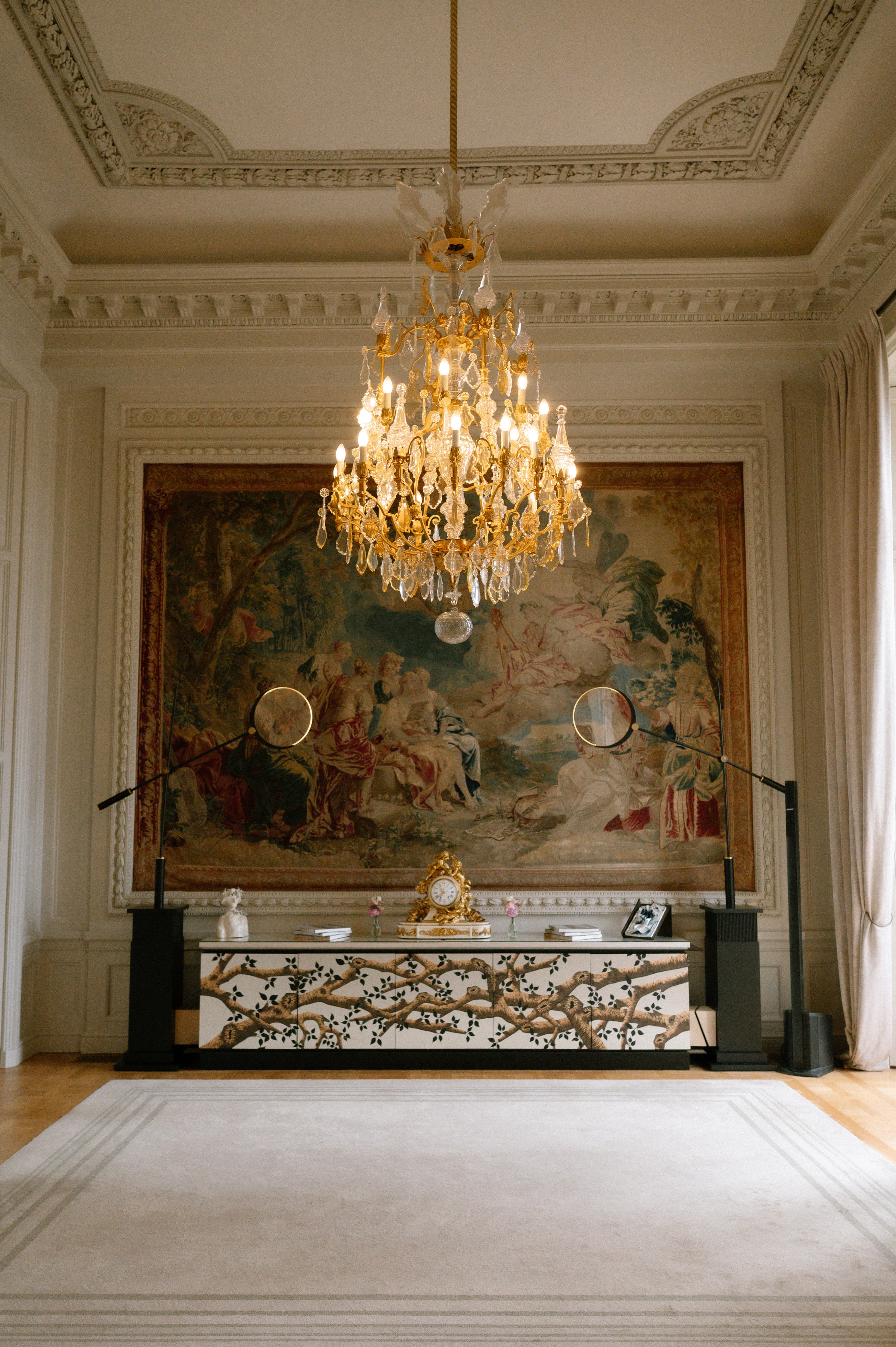 The salon under the chandelier