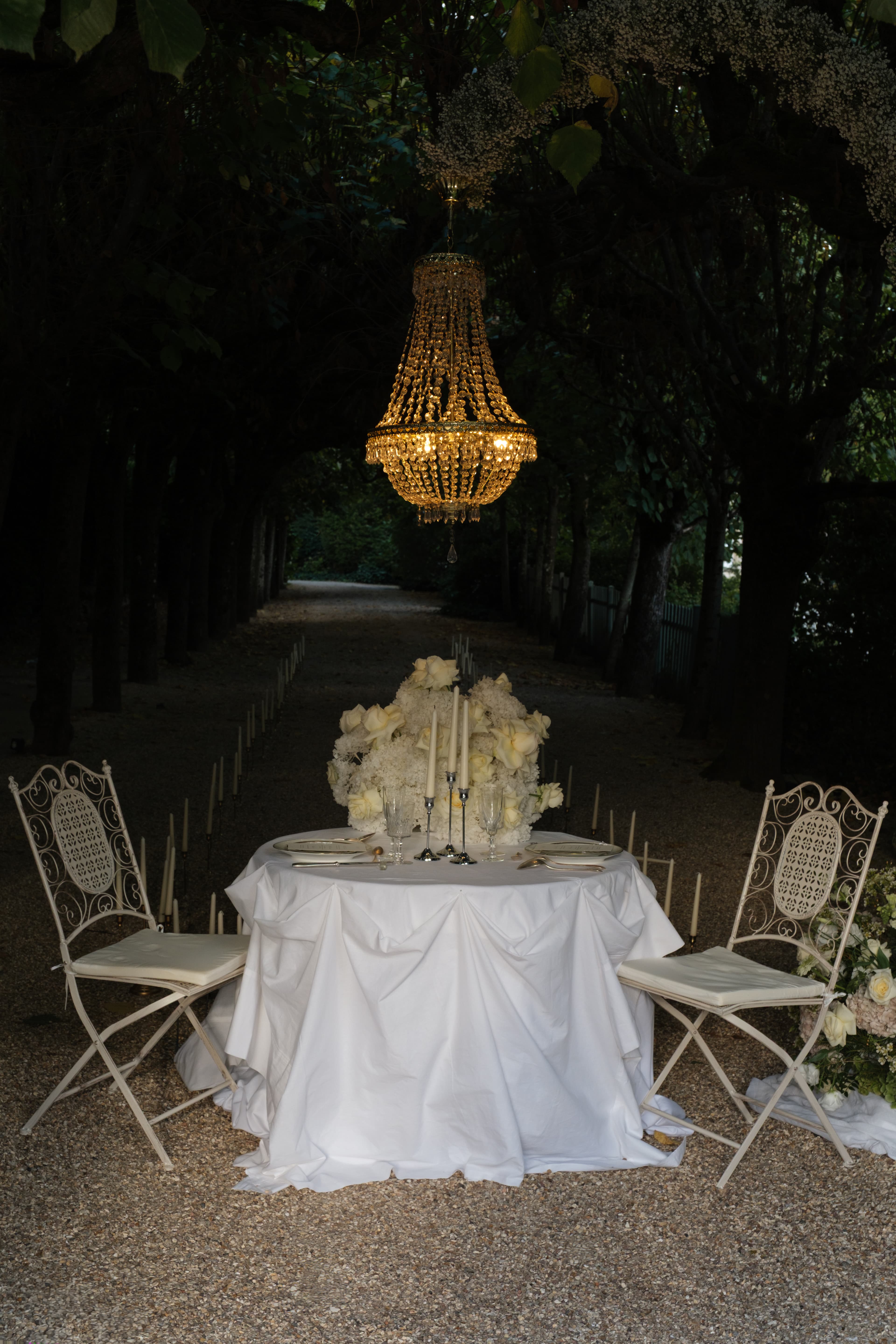 Sweetheart table in the tree alley
