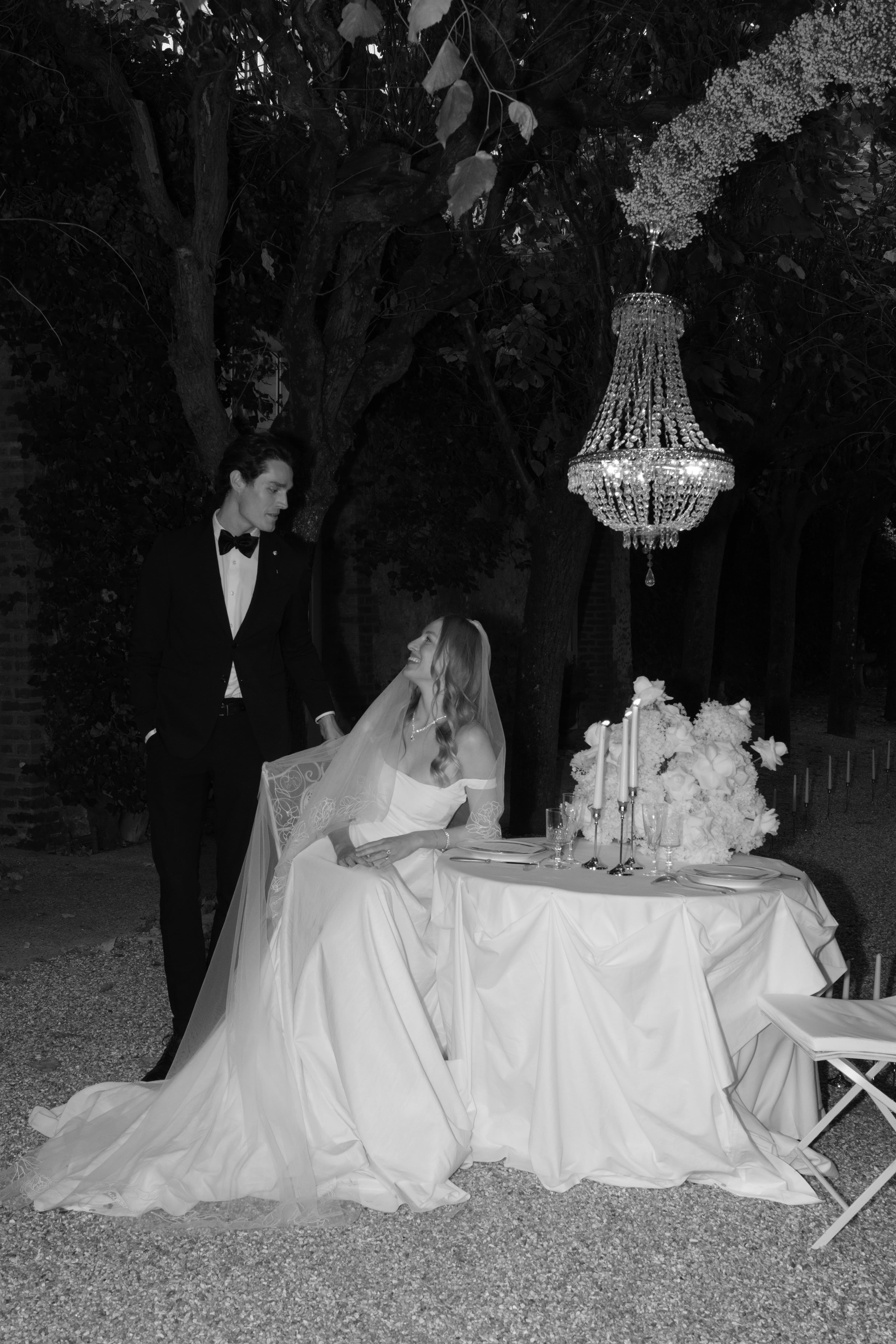 The couple at the sweetheart table